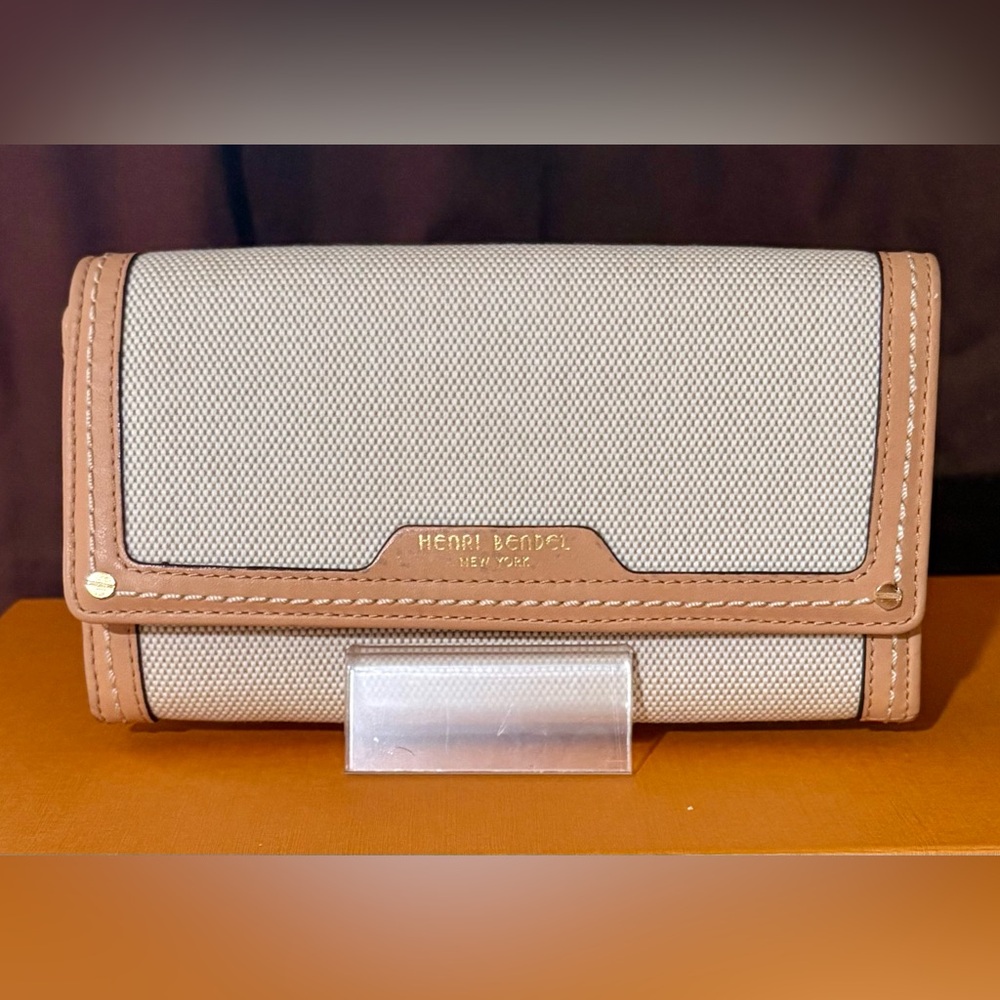 HENRI BENDEL Long Wallet